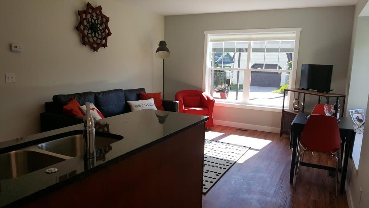 Modern And Pristine Condo -By The Gt Commons Traverse City Luaran gambar